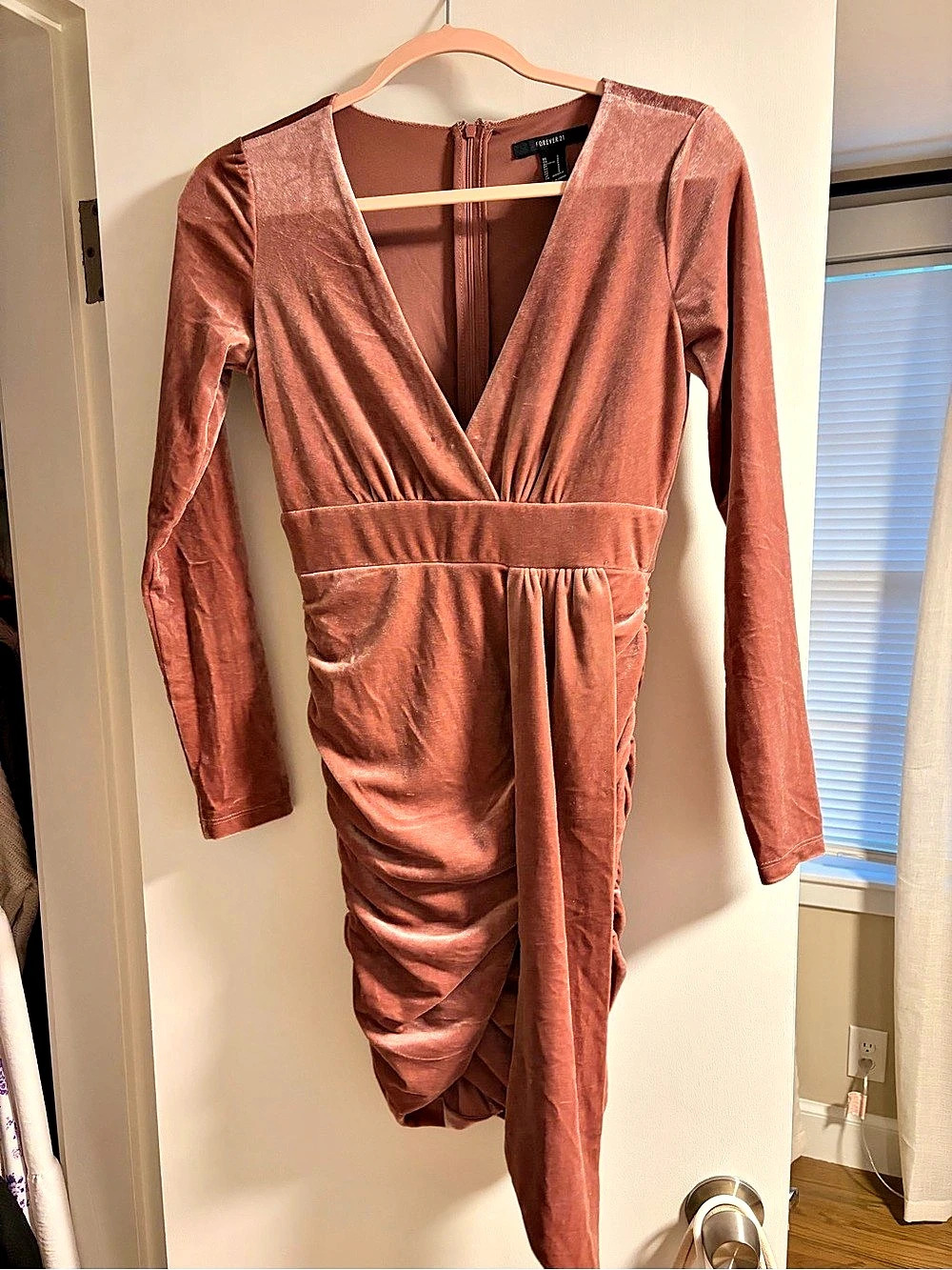 Forever 21 Ruched Velvet Mini Dress in Pink Small